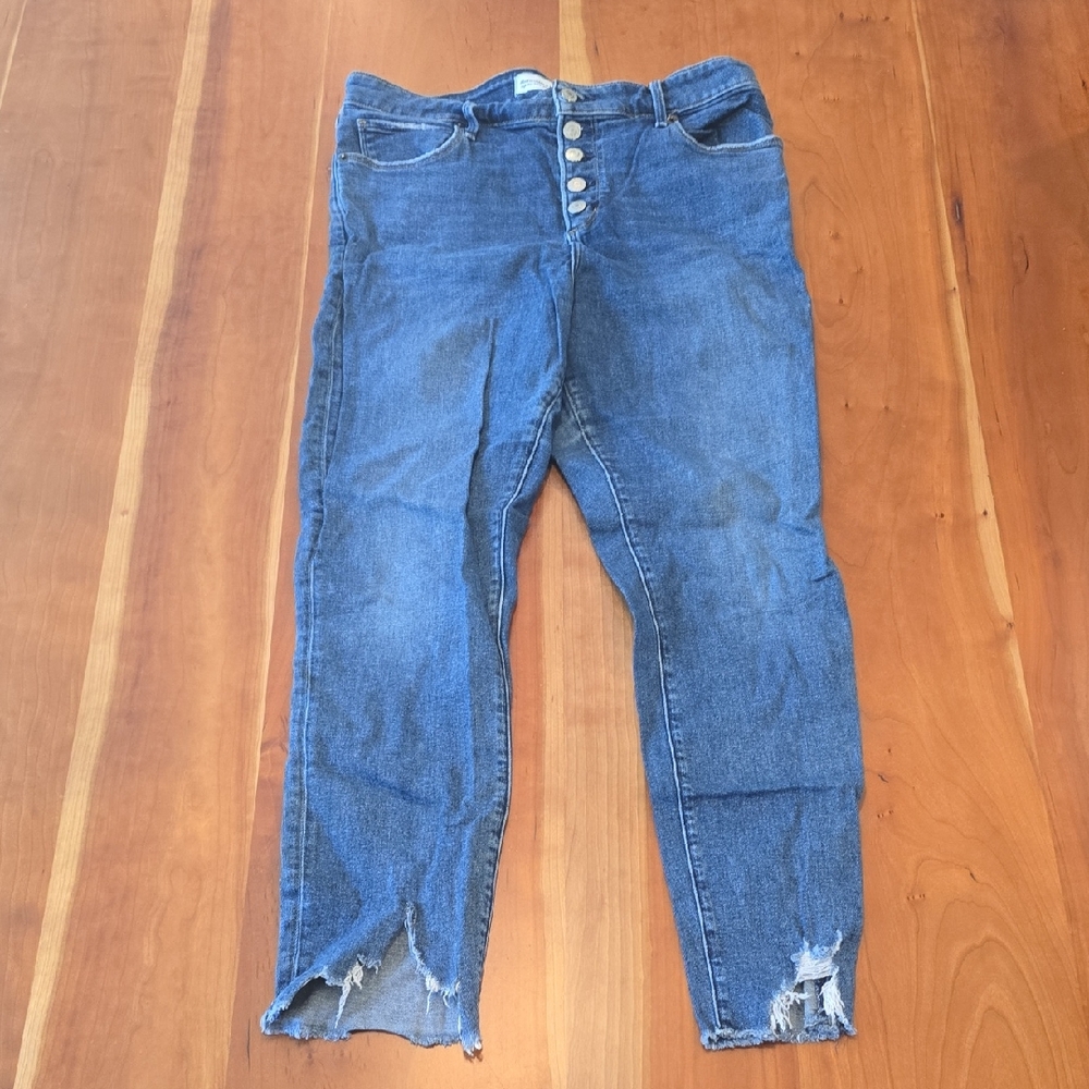 Abercrombie & Fitch Blue Ankle Jeans with Distressed Hem